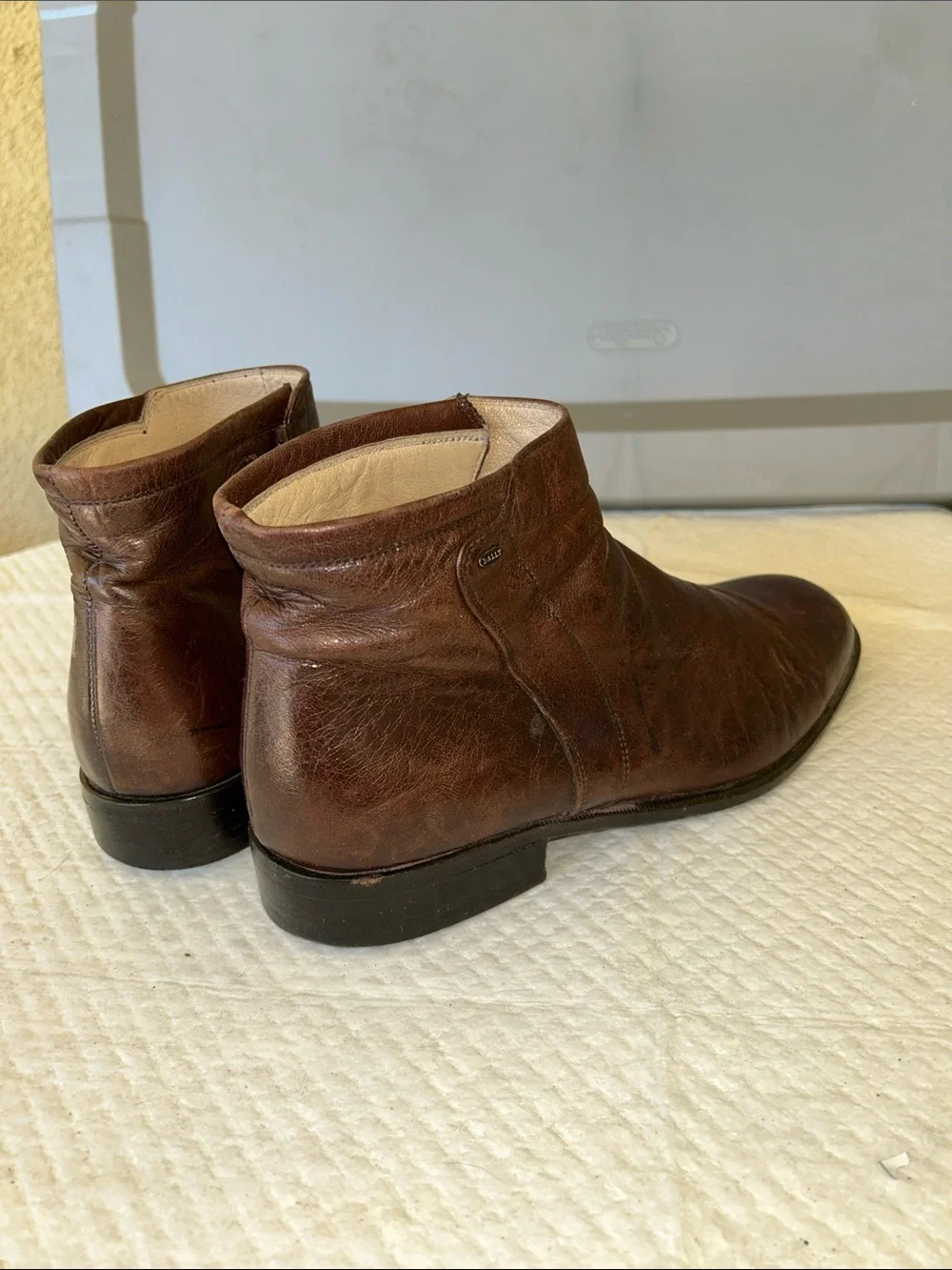 Bally Men's Brown Leather Chukka Boots